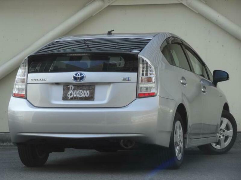 PRIUS-1