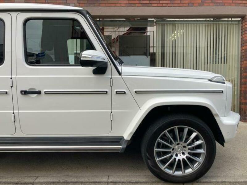 G-CLASS-11