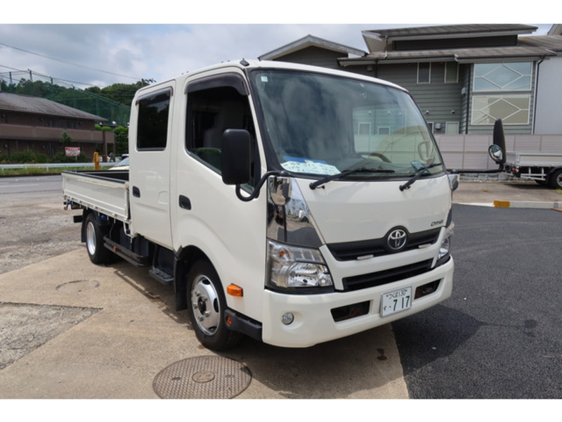 TOYOTA　DYNA