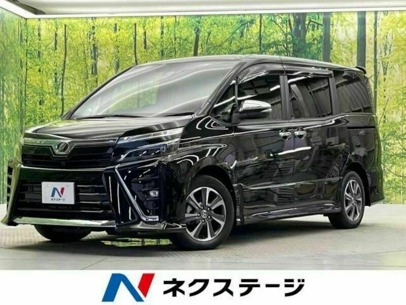 TOYOTA　VOXY