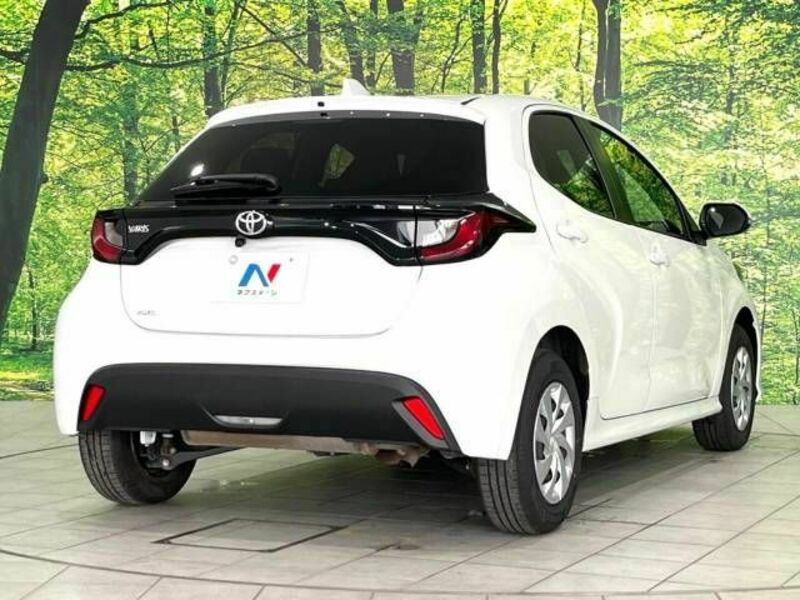 YARIS-17