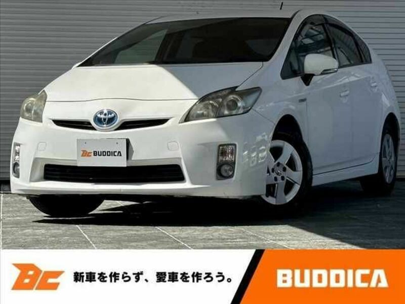 TOYOTA　PRIUS