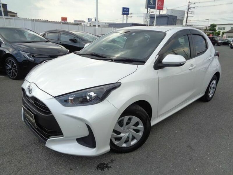 TOYOTA　YARIS