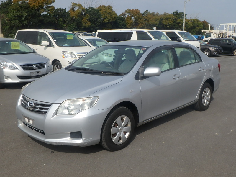 Toyota corolla axio 2010