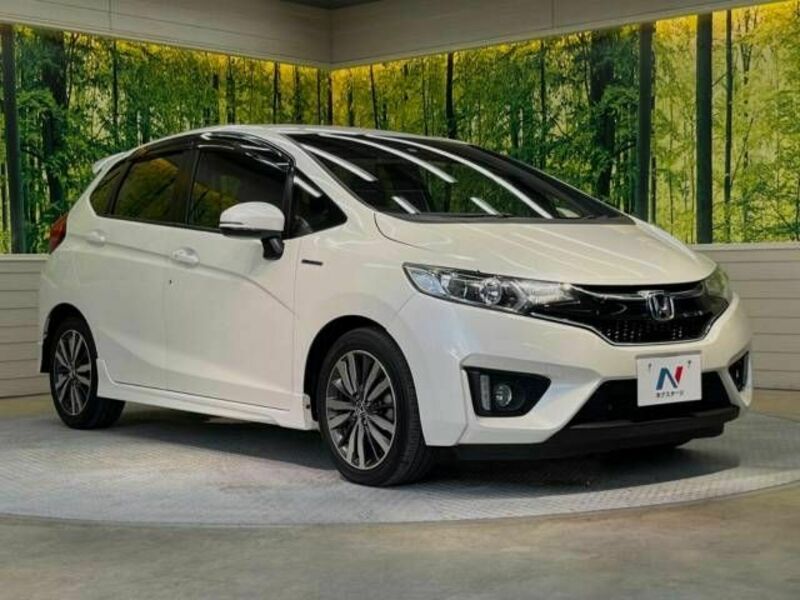 FIT HYBRID-16