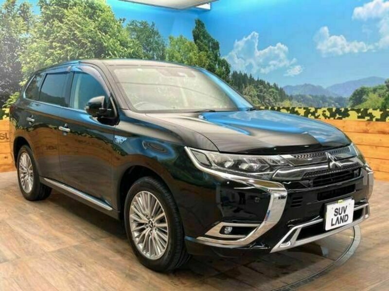 OUTLANDER PHEV-16