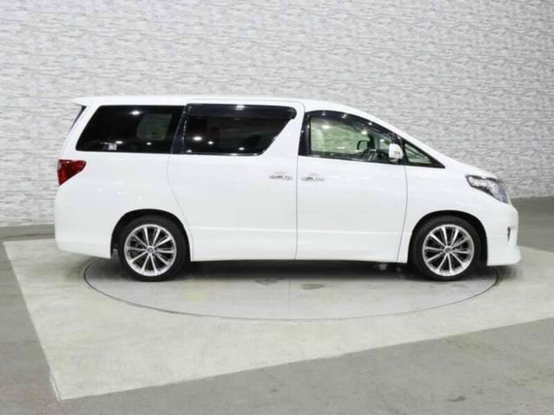 ALPHARD-12