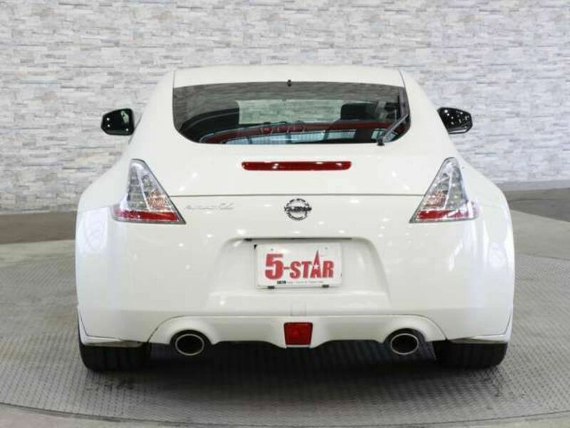 FAIRLADY Z-9