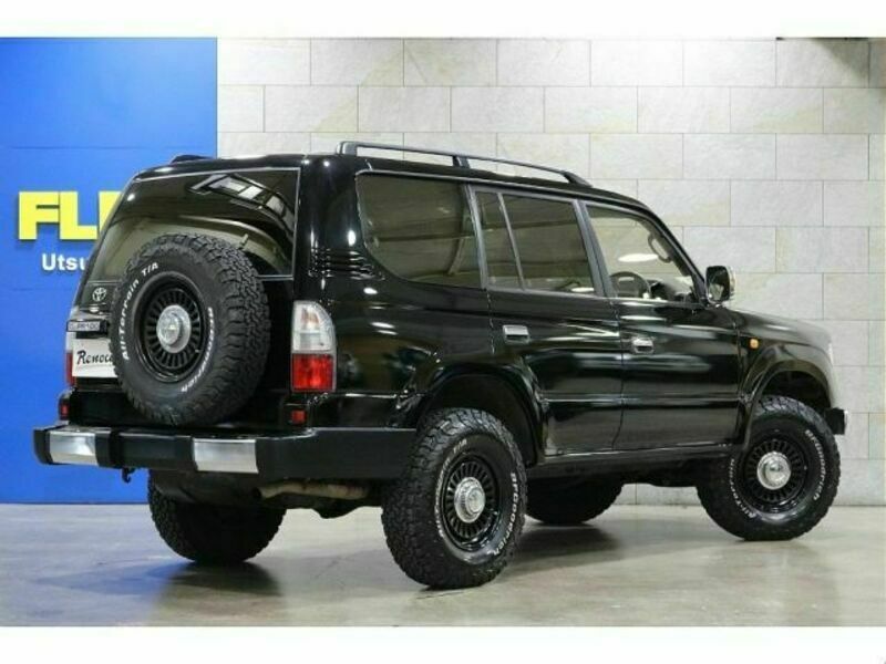 LAND CRUISER PRADO-1