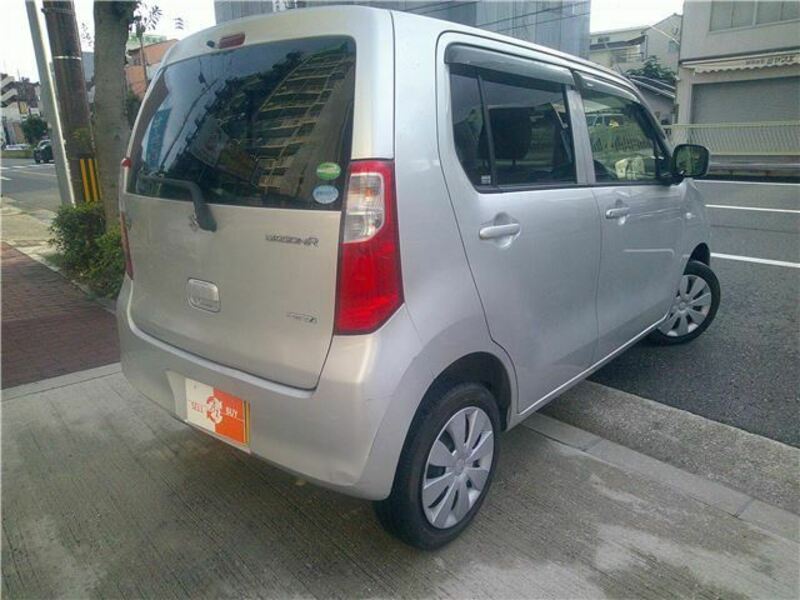 WAGON R