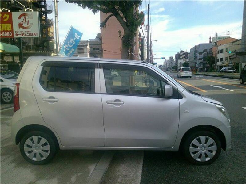 WAGON R