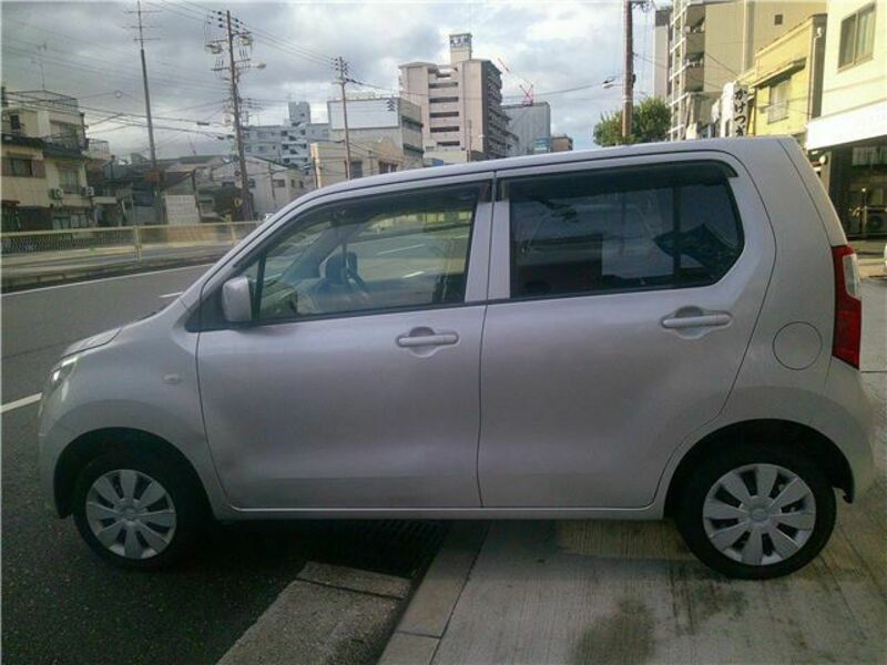 WAGON R