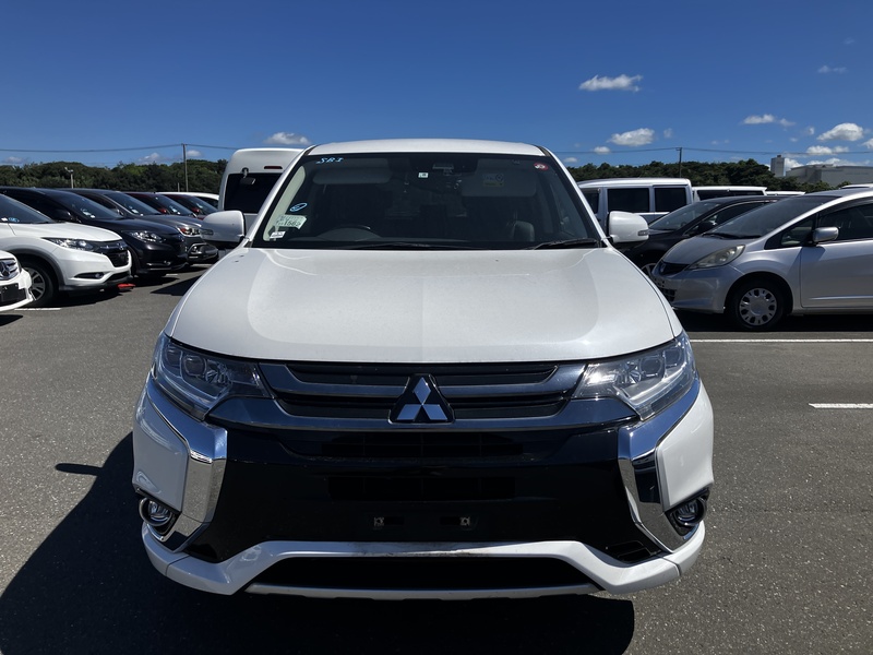 OUTLANDER PHEV-1