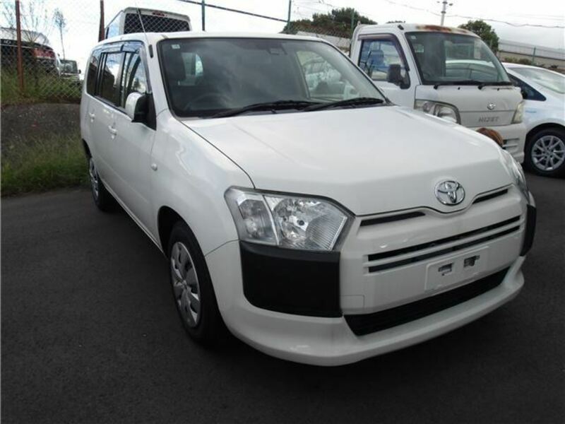 TOYOTA　SUCCEED VAN