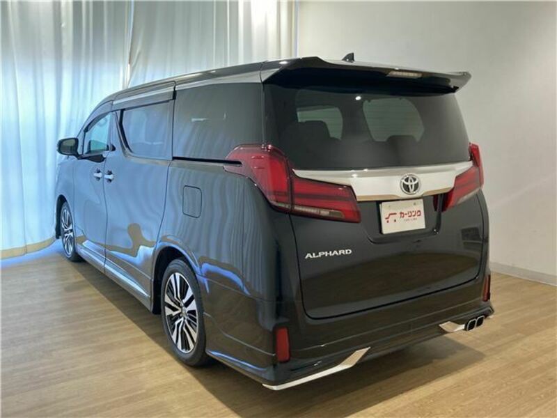 ALPHARD-9