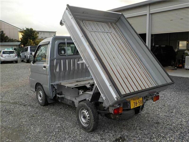 HIJET TRUCK-1