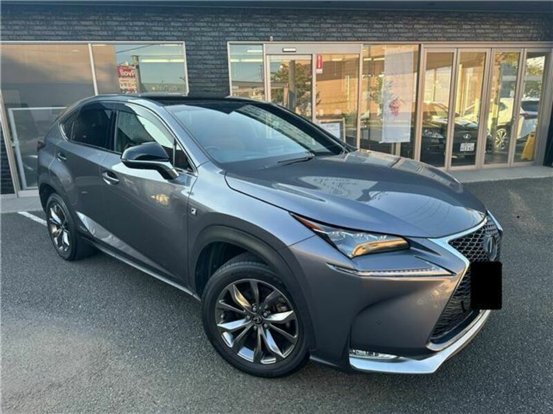 LEXUS　NX