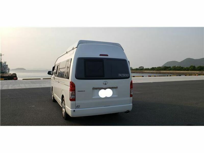 HIACE-1