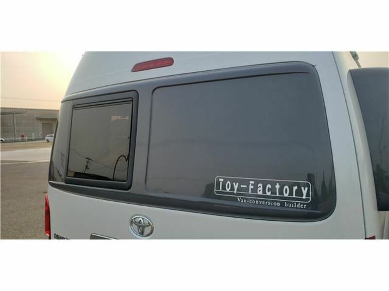 HIACE-21