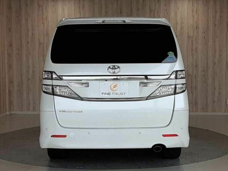 VELLFIRE-20