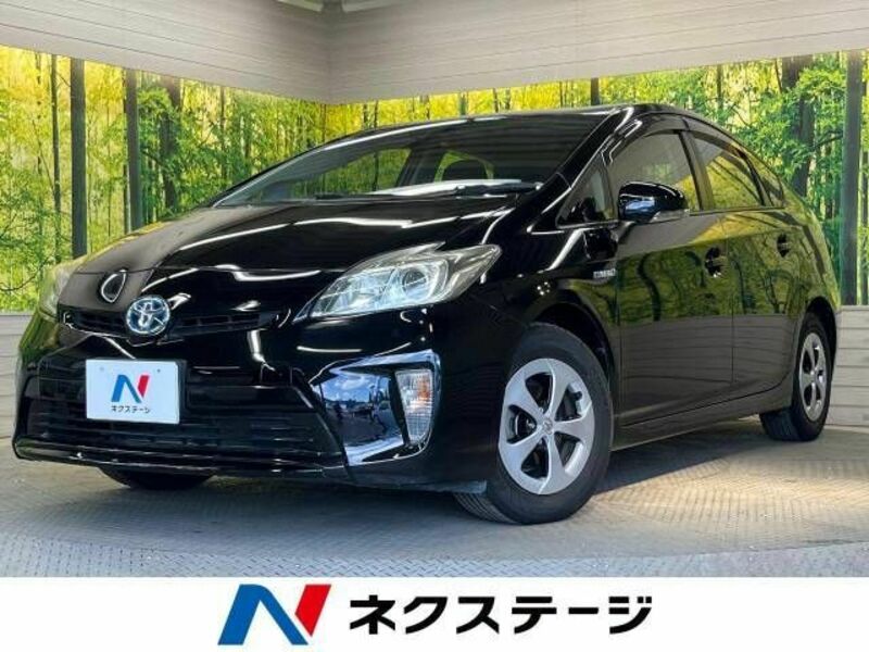 TOYOTA　PRIUS