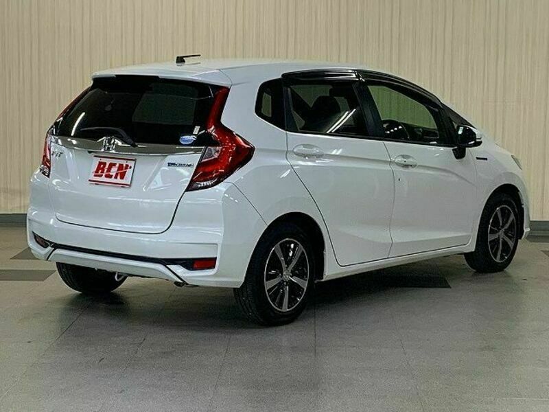 FIT HYBRID-2