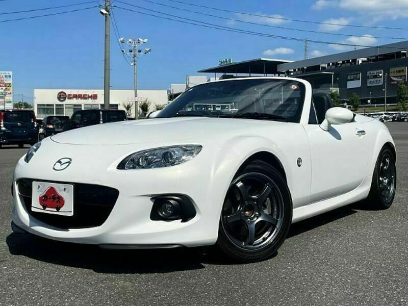 MAZDA　ROADSTER