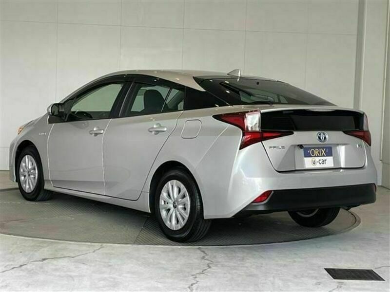 PRIUS-13