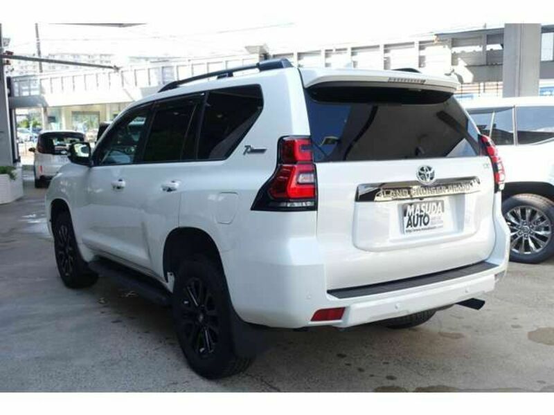 LAND CRUISER PRADO-4