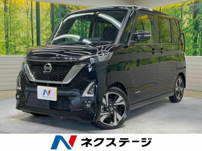 NISSAN　ROOX