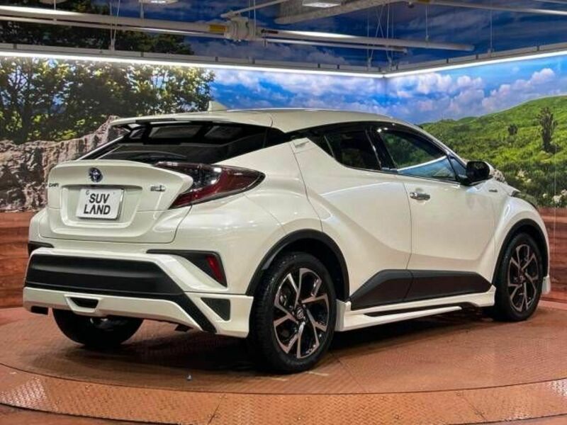 C-HR-17