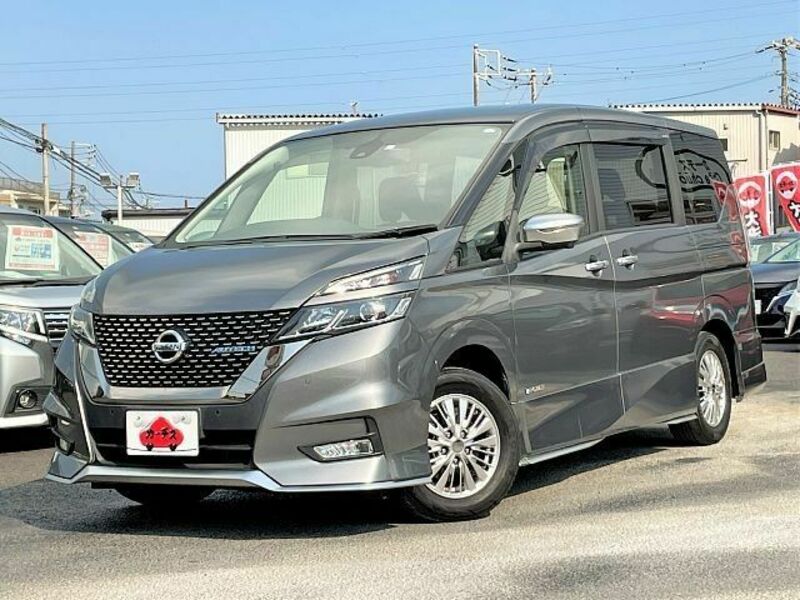 NISSAN　SERENA