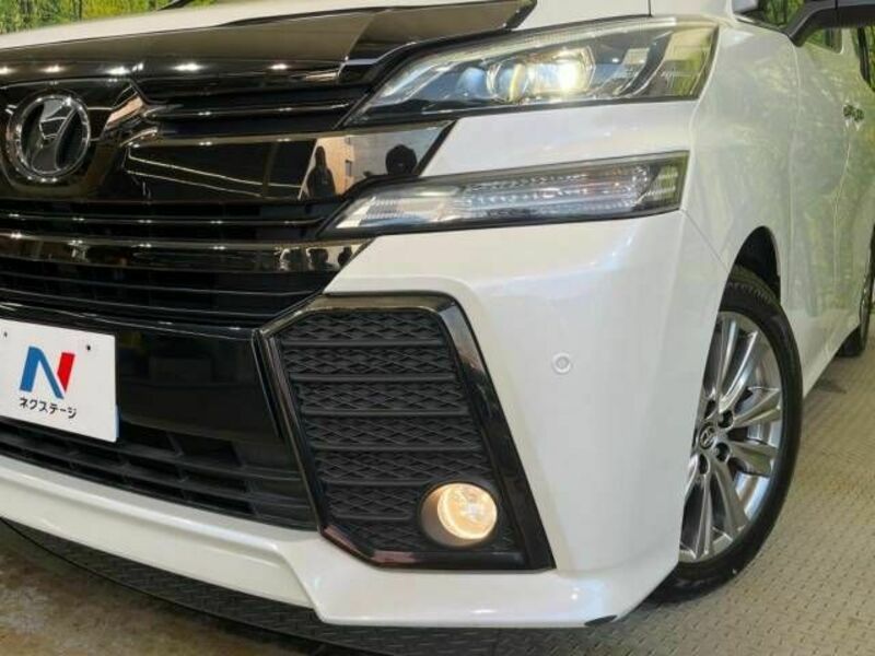 VELLFIRE-12