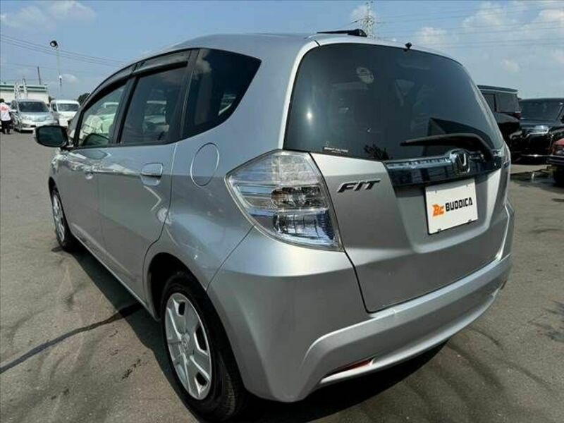 FIT HYBRID-12