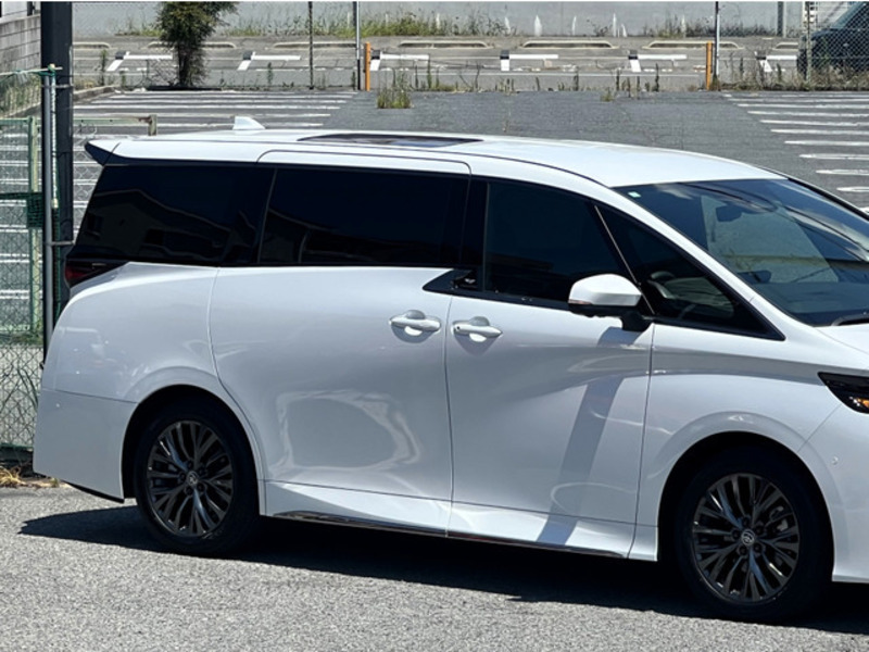 VELLFIRE-6