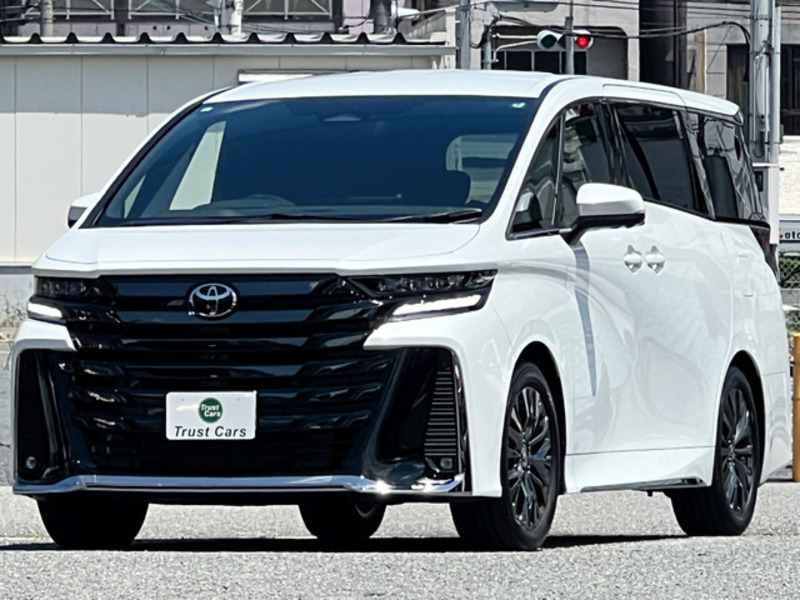 TOYOTA　VELLFIRE