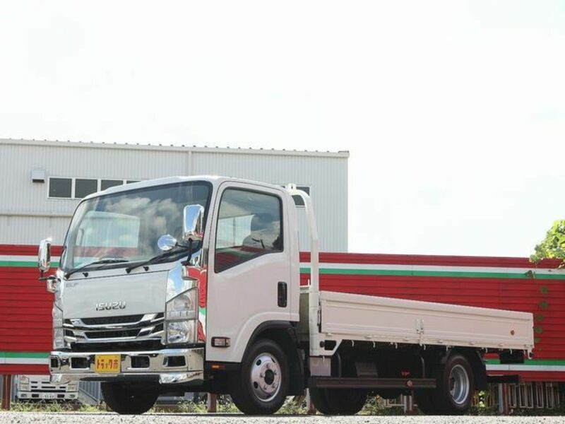 ISUZU　ELF