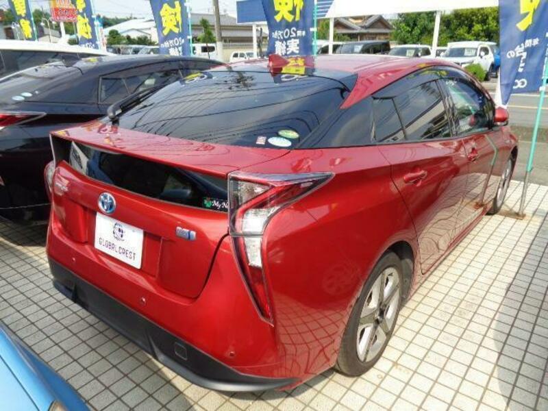 PRIUS-1