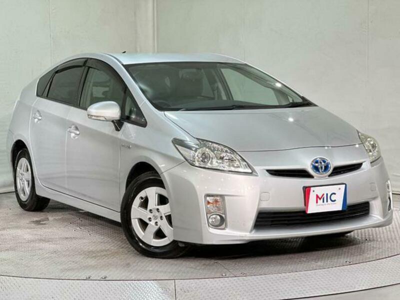 PRIUS-10