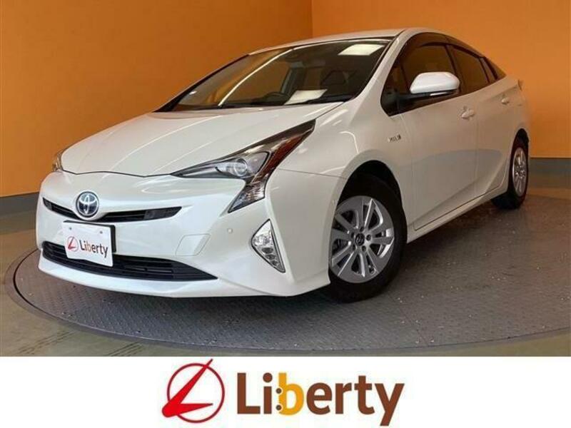 TOYOTA　PRIUS