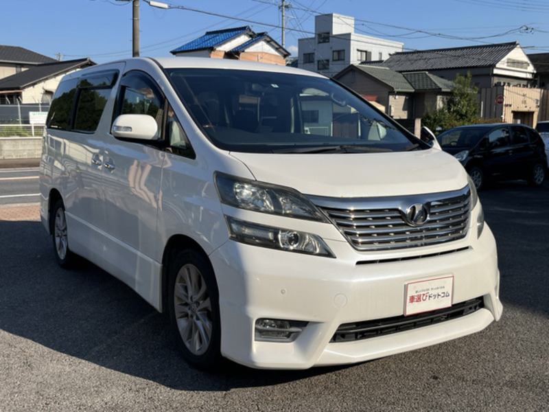 TOYOTA　VELLFIRE