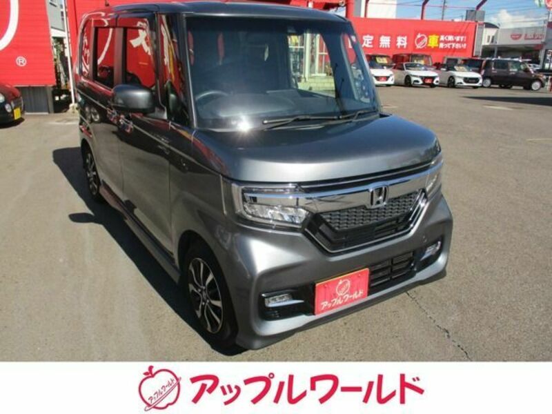 HONDA　N BOX CUSTOM