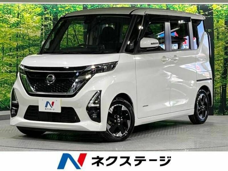 NISSAN　ROOX