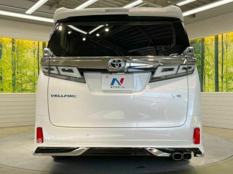 VELLFIRE-16