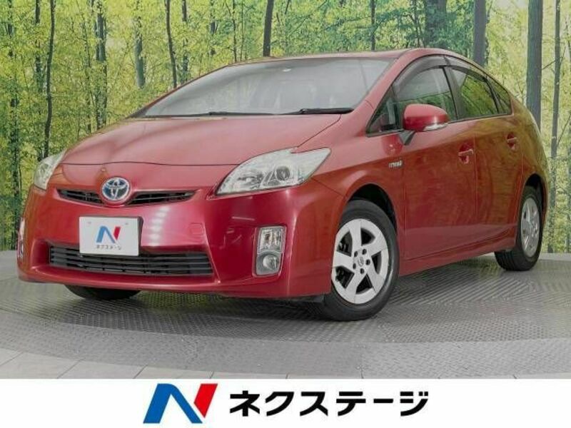 TOYOTA　PRIUS