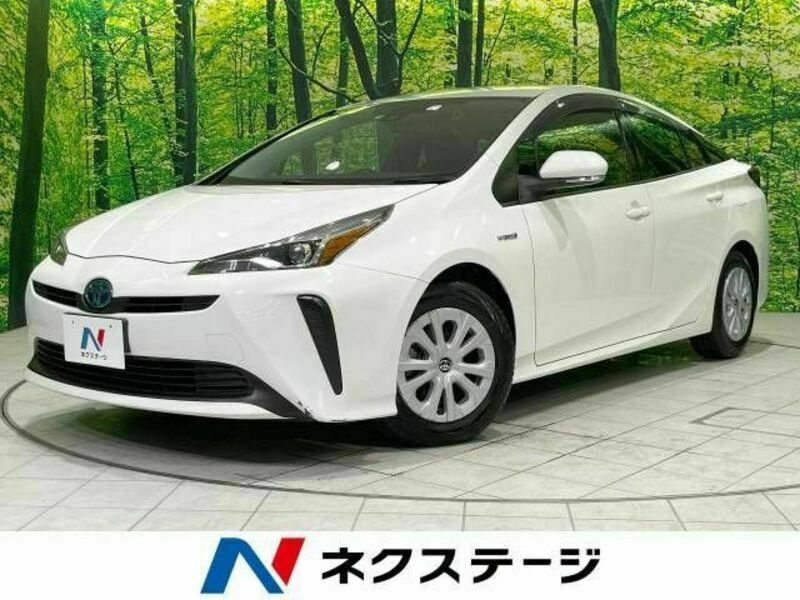 TOYOTA　PRIUS