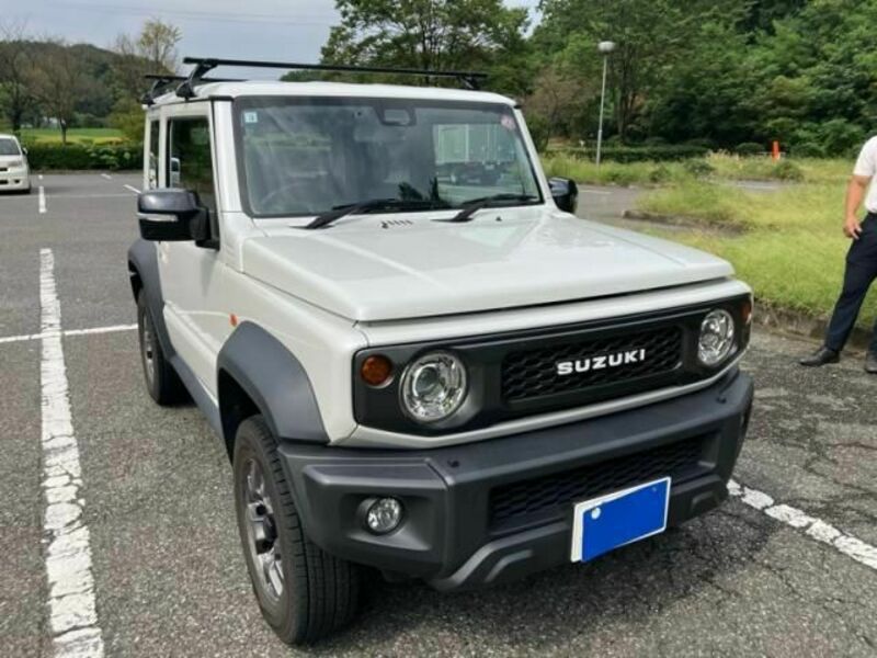 SUZUKI　JIMNY SIERRA