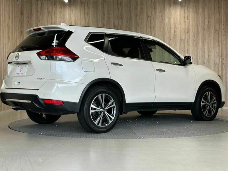 X-TRAIL-14