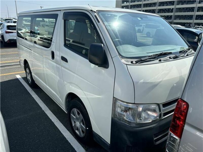 HIACE VAN-1