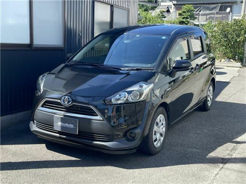 TOYOTA　SIENTA